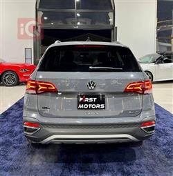 Volkswagen Taos